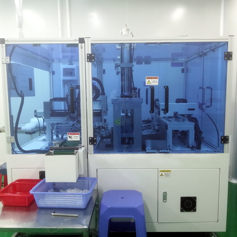 米兰·(milan)硅胶阀自动冲切机器 (2)_副本