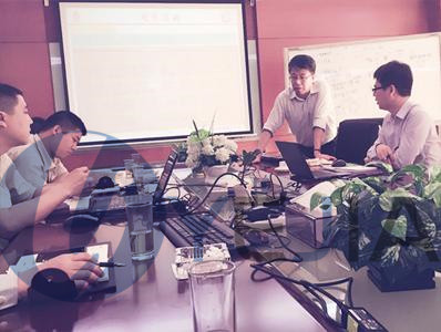 米兰·(milan)光电顾问老师辅导